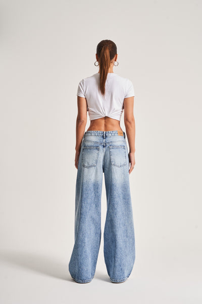 AVERY WIDE-LEG MID-RISE JEANS