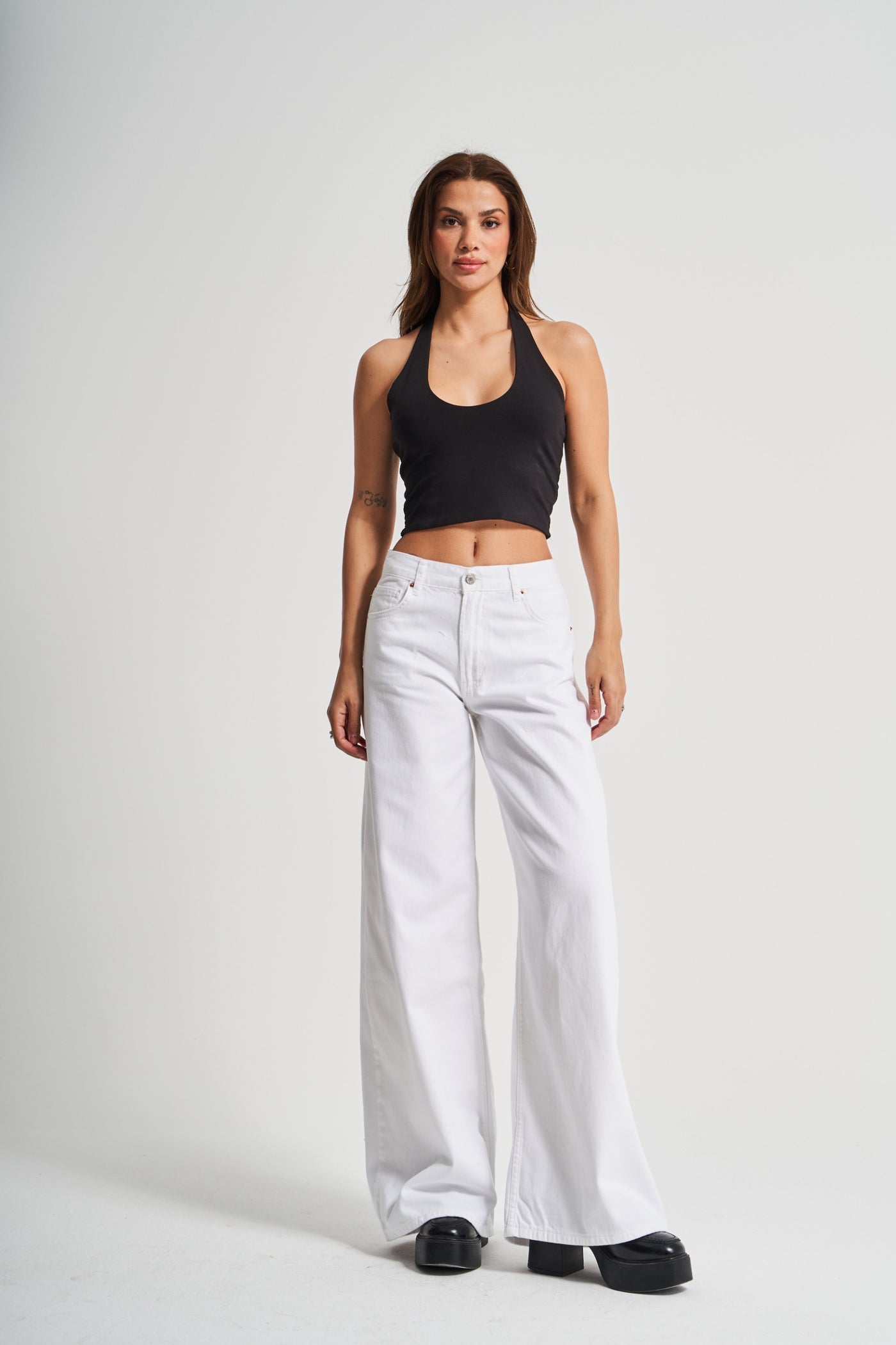 LEYA MID-RISE WIDE-LEG JEANS