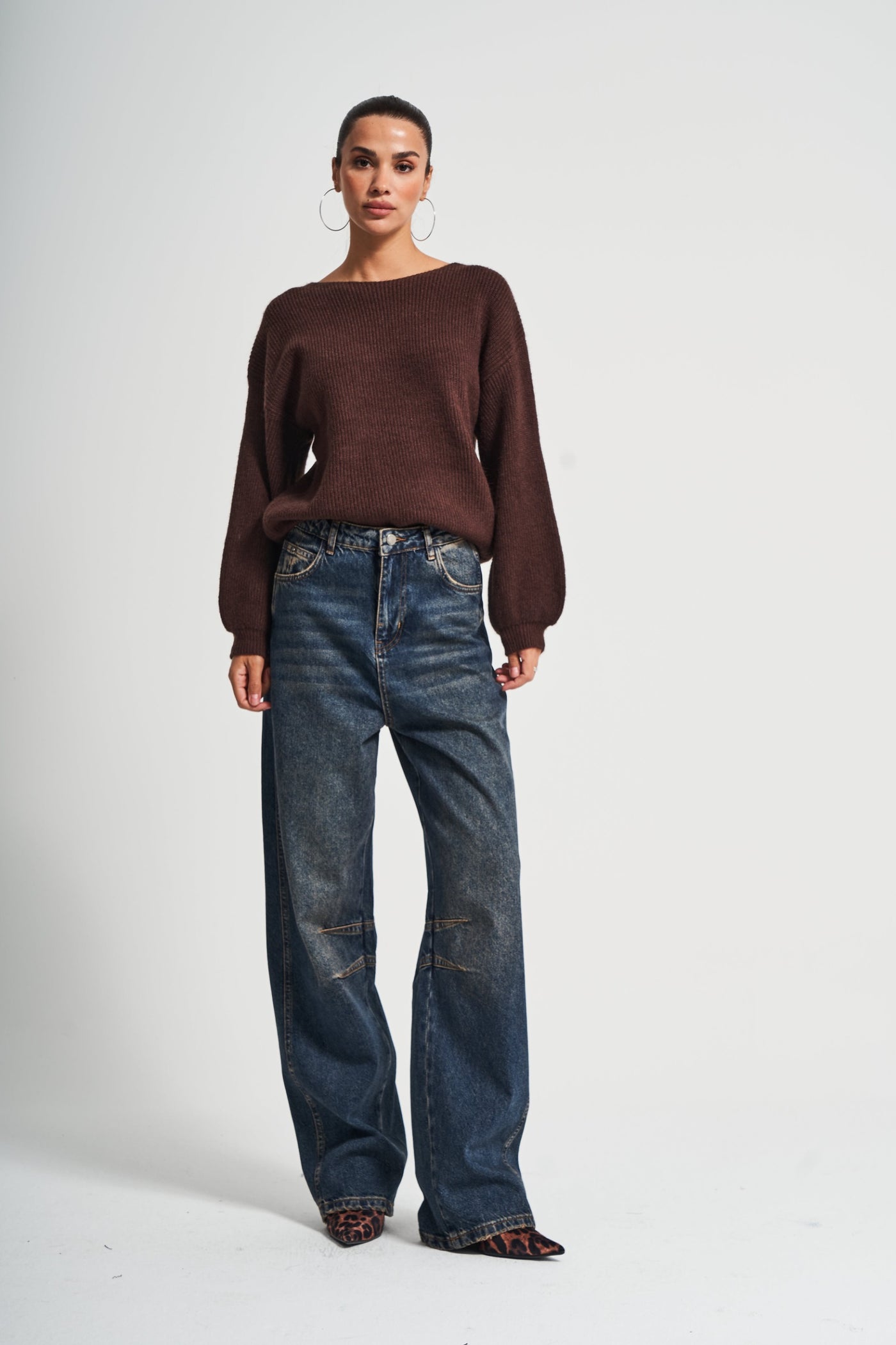 EDIE HIGH RISE STRAIGHT CUT JEANS