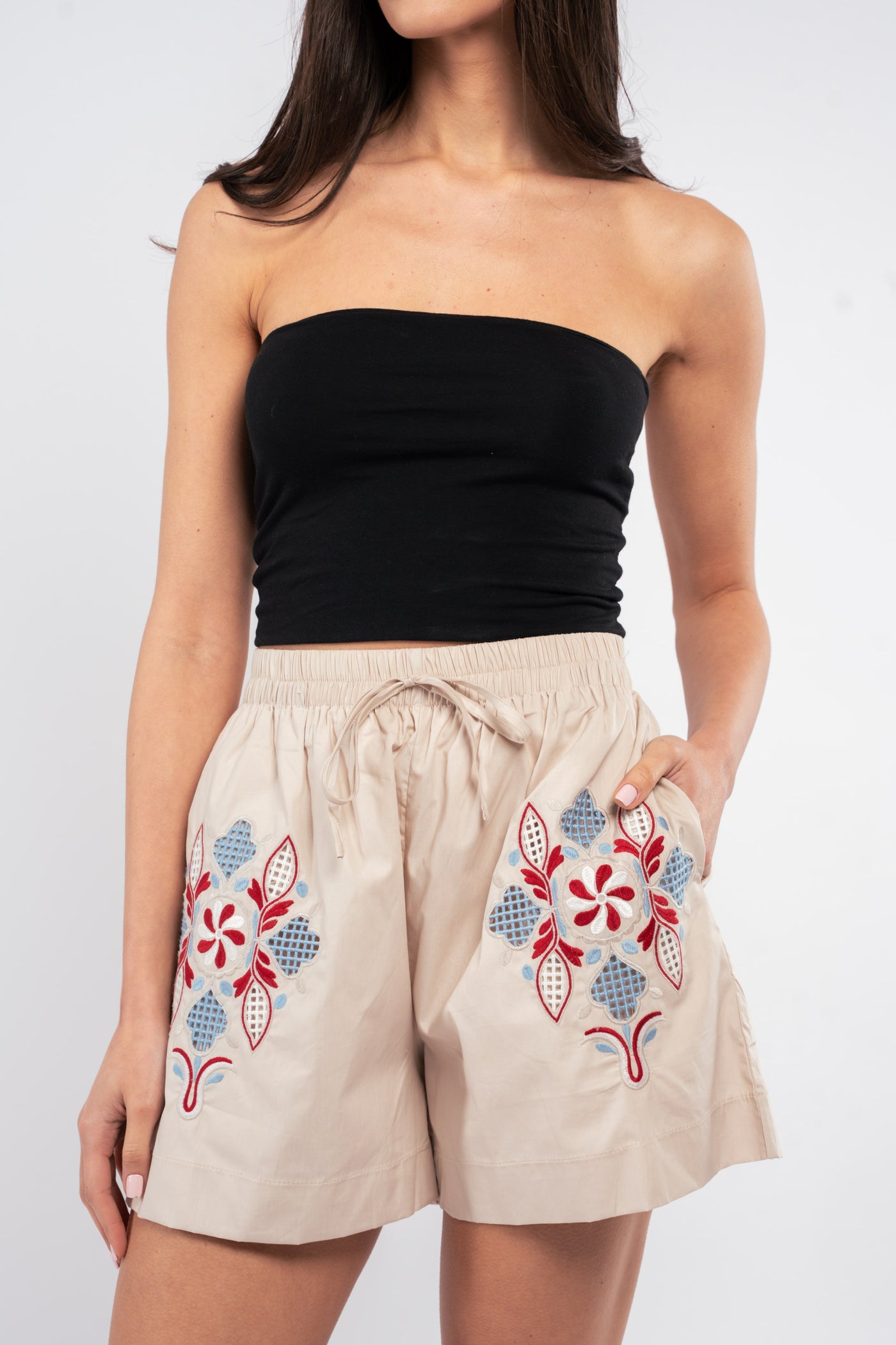 ALIZA SHORT