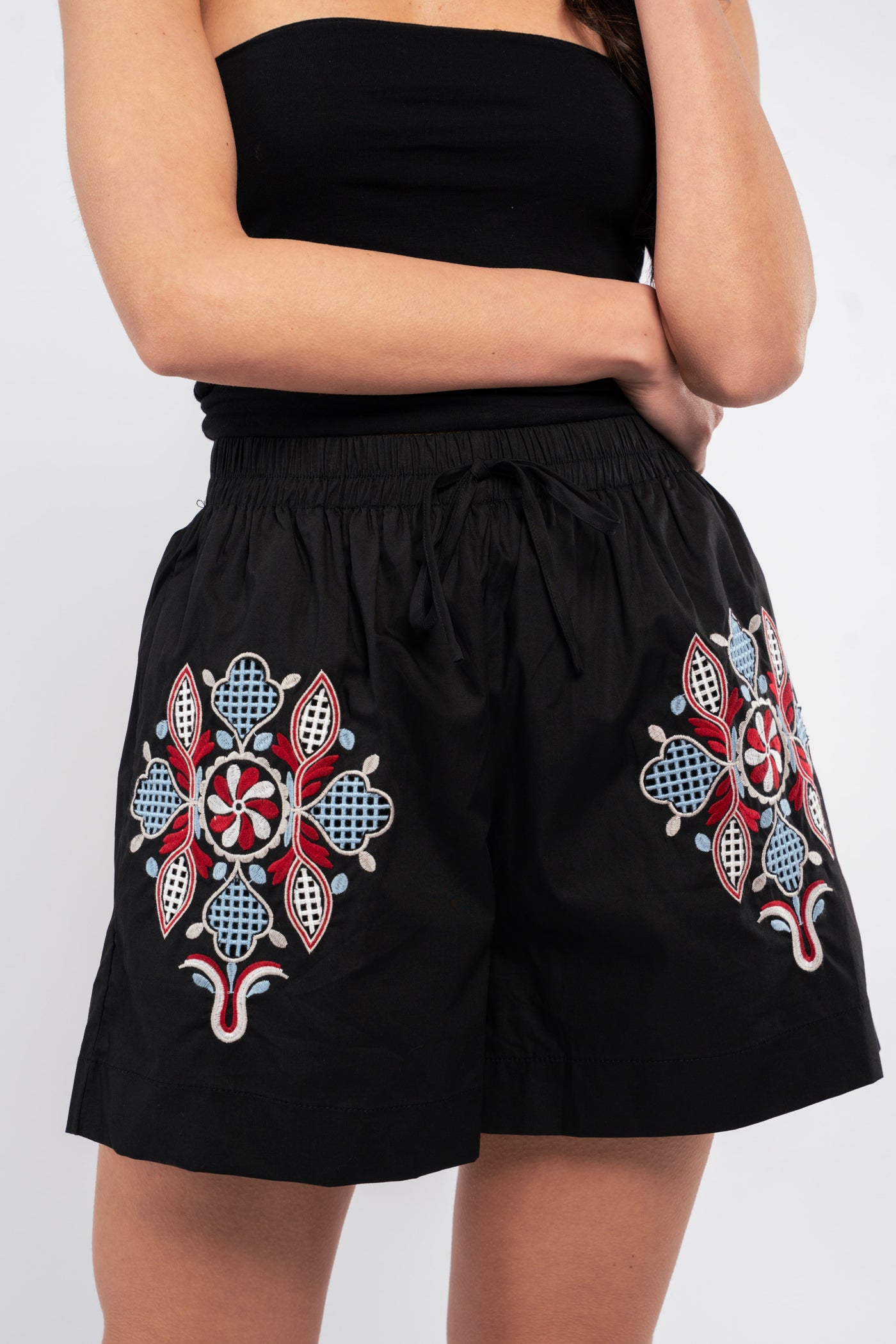 ALIZA SHORT